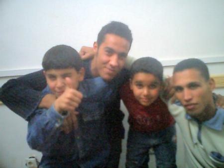 les ptite avec  hakim